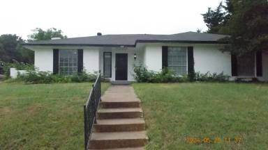 Main picture of 408 Ripplewood Dr