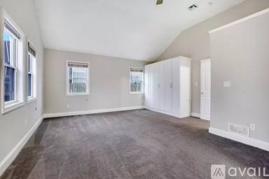 Main picture of 5446 Addison Rd