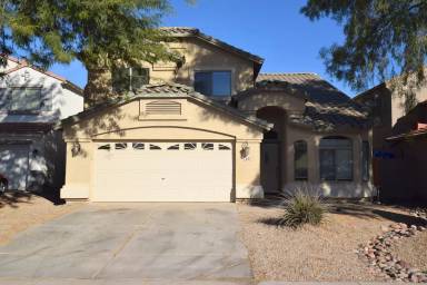 Main picture of 692 E Daniella Dr