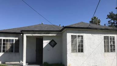 Main picture of 1423 W 106th St