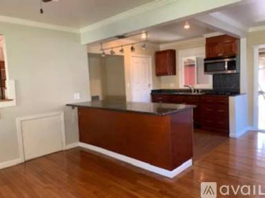 Main picture of 522 Scott Ave