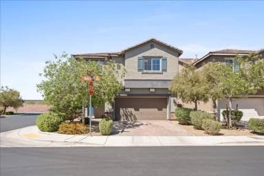 Main picture of 8524 Blazing Desert Ave