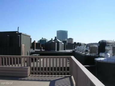 Main picture of 80 Fenway
