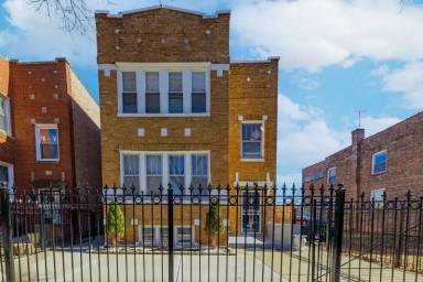 Main picture of 6429 S Richmond St