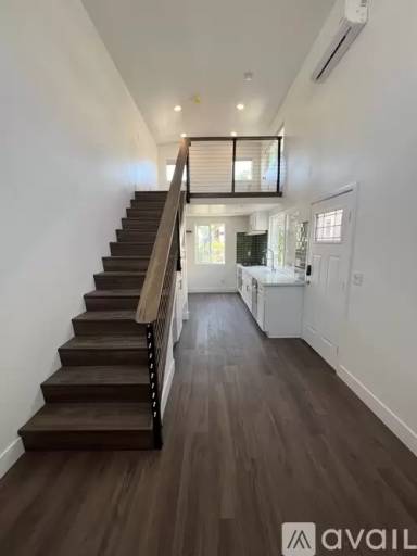 Main picture of 4457 Estrella Ave
