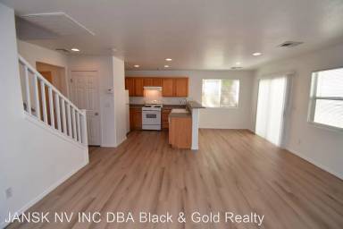 Main picture of 8245 New Leaf Ave