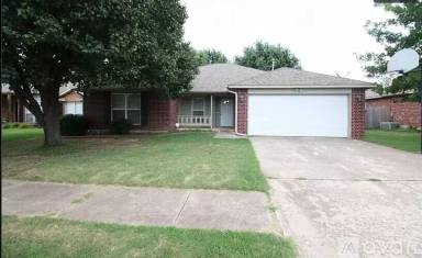 Main picture of 2008 Skyline Dr
