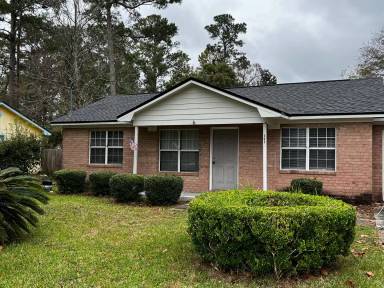 Main picture of 303 Clarks Bluff Rd
