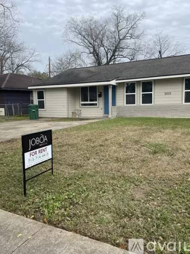 Main picture of 5003 Enyart St