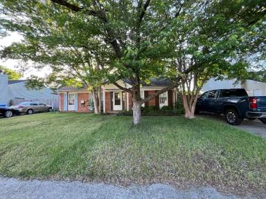 Main picture of 820 Pine View Ln