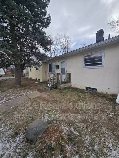 Main picture of 2921 McGuffey Rd