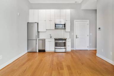 Main picture of 1211 G St SE