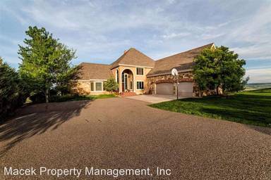 Main picture of 48 Spring Tree Rd