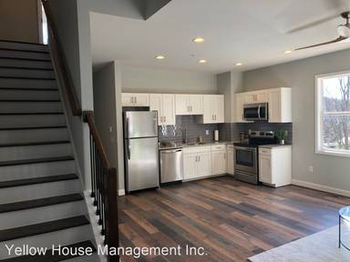 Main picture of 208 Howell St