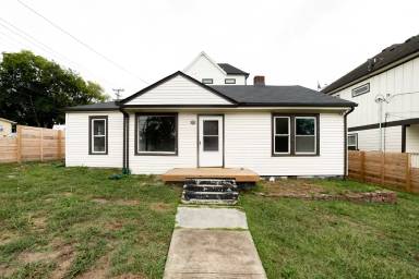 Main picture of 2022 14th Ave N
