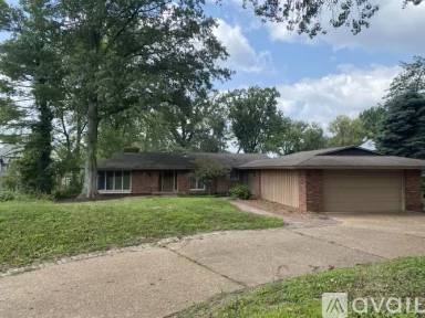 Main picture of 565 Graeser Rd