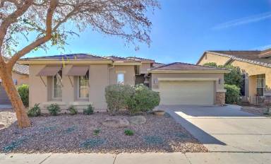Main picture of 1157 W Mesquite St
