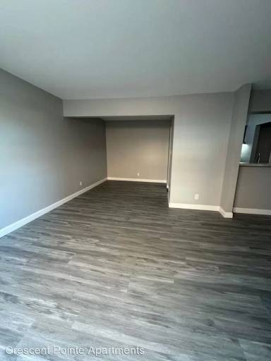 Main picture of Crescent Pointe Apartments