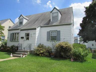 Main picture of 113 Chalmers Ave