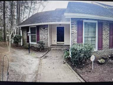 Main picture of 401 Lands End Rd