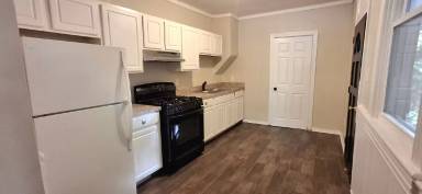 Main picture of 312 W Gay Ave