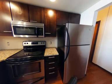 Main picture of T & E Apartments