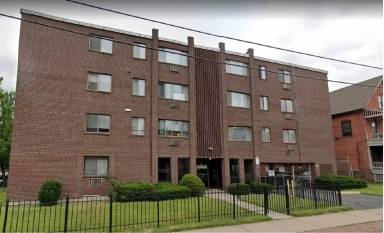 Main picture of 70 Russ St
