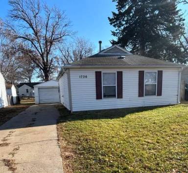 Main picture of 1736 N 24th St