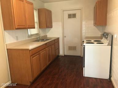 Main picture of 1824 E Mona Ln