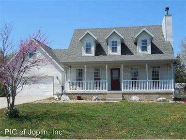 Main picture of 1936 Bluejay Dr