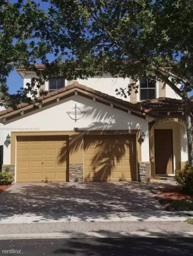Main picture of 9329 SW 227th Ter