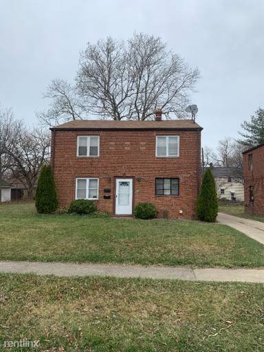 Main picture of 20871 Crystal Ave