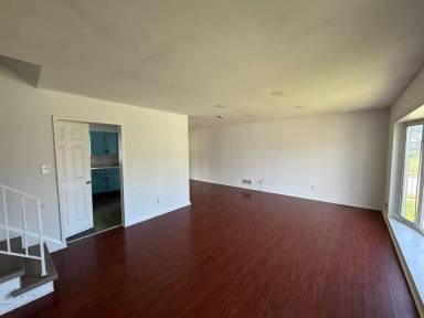 Main picture of 7805 Brevort Rd