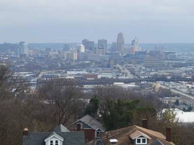 Main picture of 932 Summit Ave