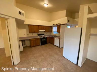 Main picture of 1235 Spear Ave