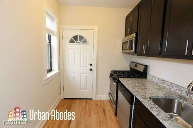 Main picture of 4034 N Ashland Ave