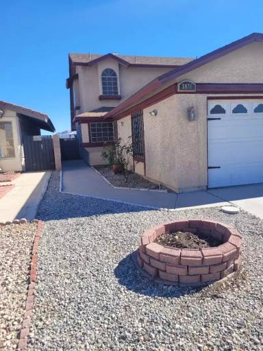 Main picture of 3878 Tatiana St
