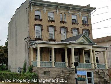 Main picture of 342 W Grand Ave