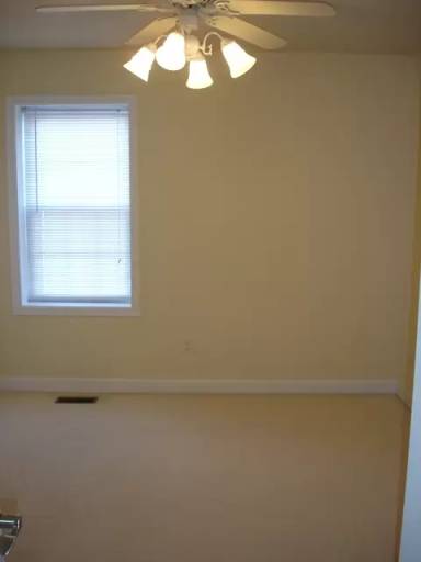 Main picture of 809 S Ellwood Ave