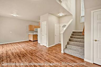 Main picture of 1325 W Highland St