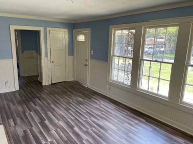 Main picture of 206 E McCormick St