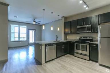 Main picture of 6520 Jamail Dr