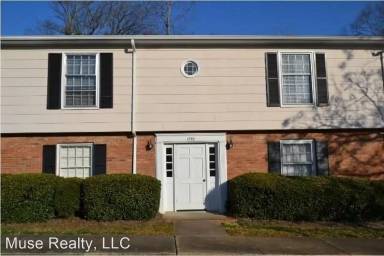 Main picture of 2872 Lake Wylie Dr