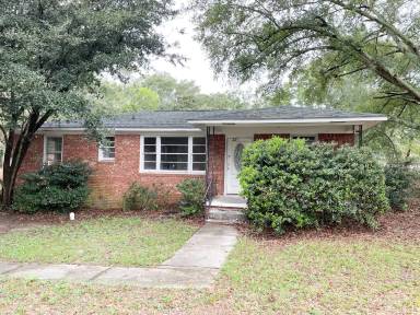 Main picture of 331 Woodberry Rd