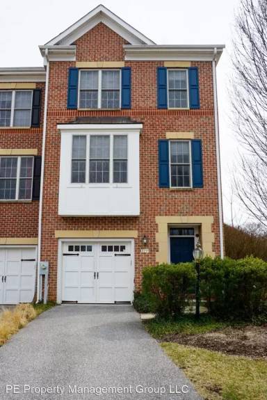 Main picture of 119 Hearth Ct