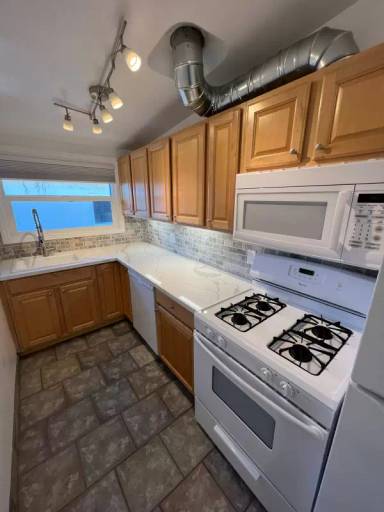 Main picture of 375 Bonair St