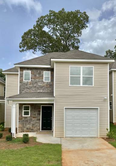 Main picture of 663 Carlton Pointe Dr