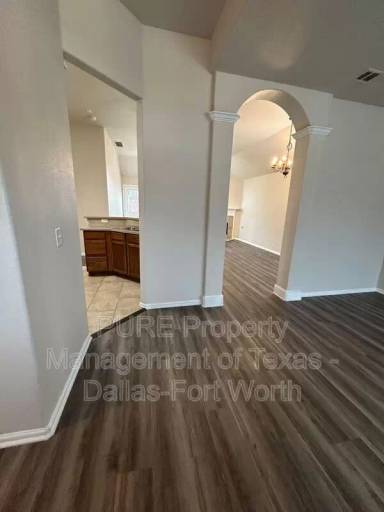 Main picture of 625 Spanish Oak Ct
