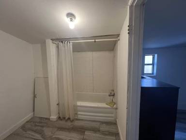 Main picture of 2412 22nd St
