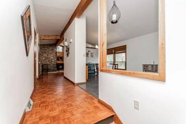 Main picture of 144 S Dartmouth Dr